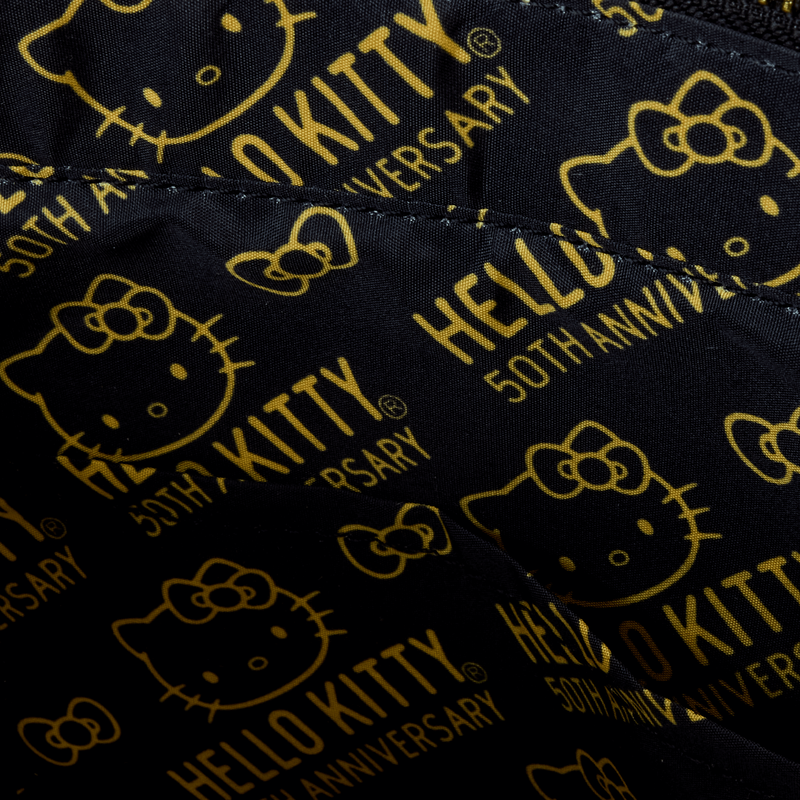SANTB1730-LFSANRIO50THANNIVERSARYGOLDTOTEBAG0195-6.png